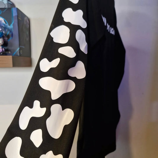 Madmoo design example — baselayer and hat silk